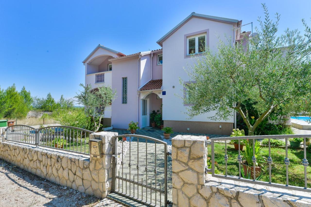 Family Friendly Apartments With A Swimming Pool Zadar - 18098 Екстер'єр фото