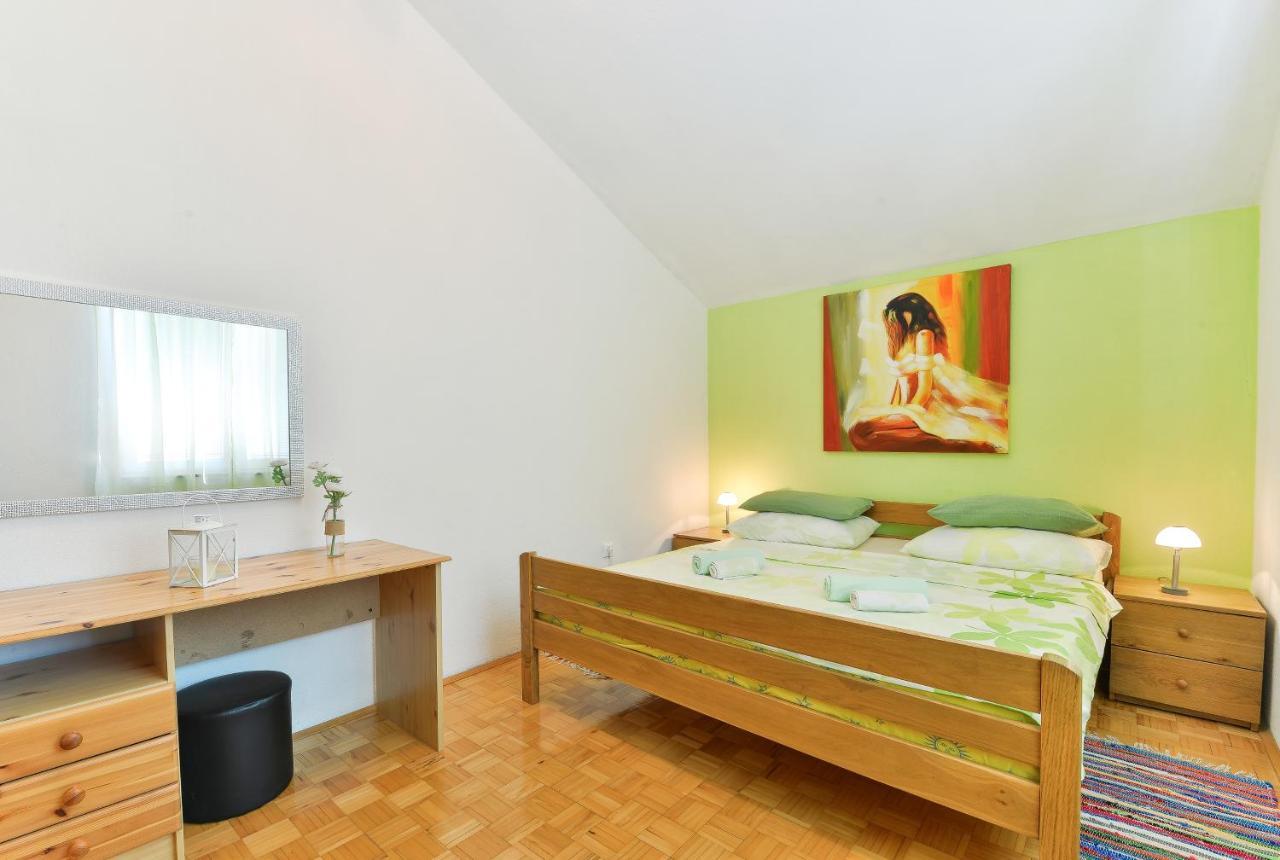 Family Friendly Apartments With A Swimming Pool Zadar - 18098 Екстер'єр фото