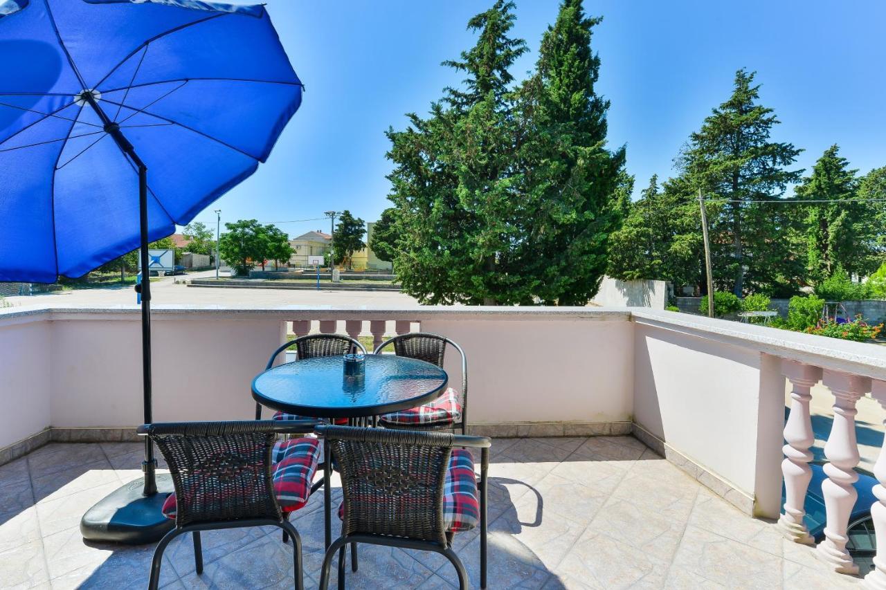 Family Friendly Apartments With A Swimming Pool Zadar - 18098 Екстер'єр фото