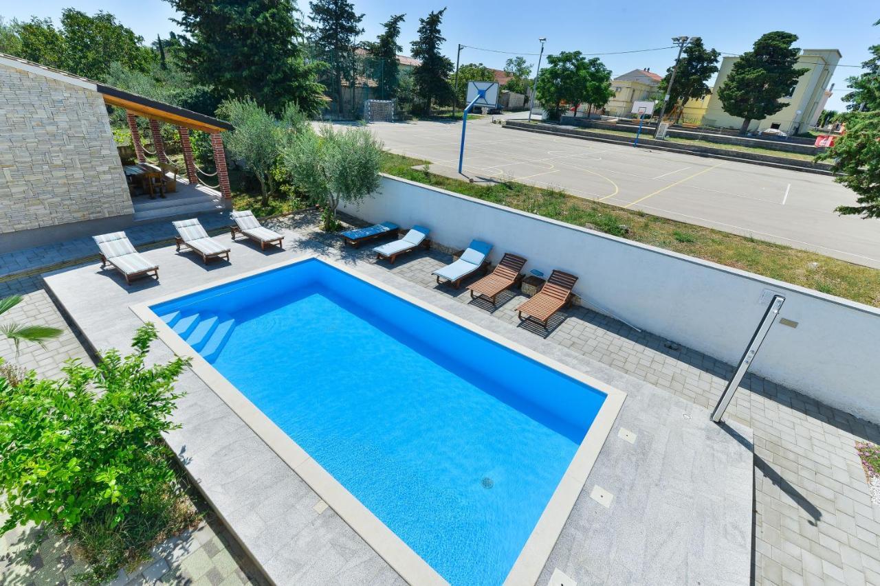 Family Friendly Apartments With A Swimming Pool Zadar - 18098 Екстер'єр фото